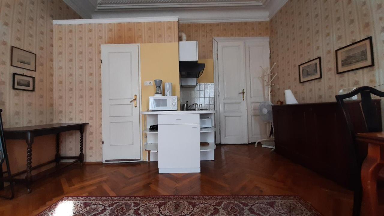 Downtown Studios Виена Екстериор снимка